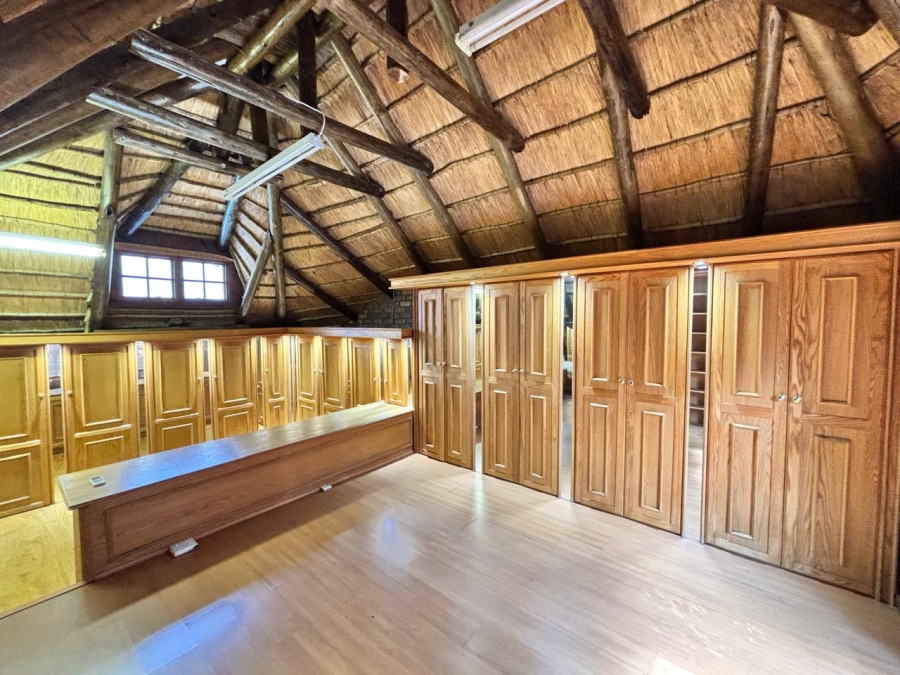 3 Bedroom Property for Sale in Mooivallei Park North West